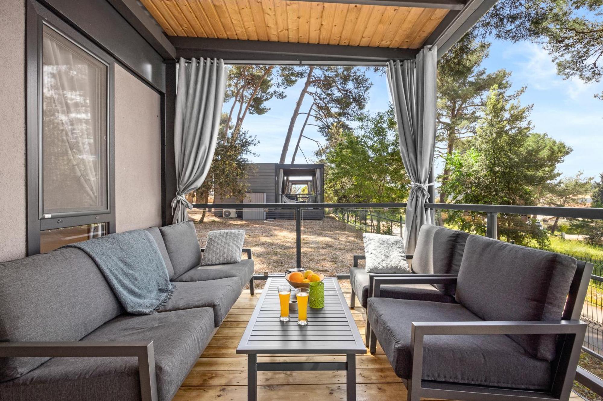 Mobile Homes Montepozzo, Kamp Porton Biondi Rovinj Bagian luar foto